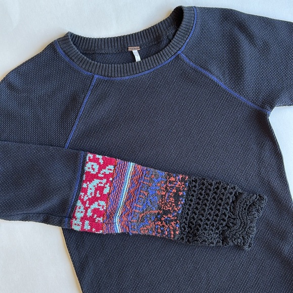 Free People Mix Thermal Crochet Knit Cuff Blue Boho LS Waffle Top Women’s Medium - Picture 1 of 11